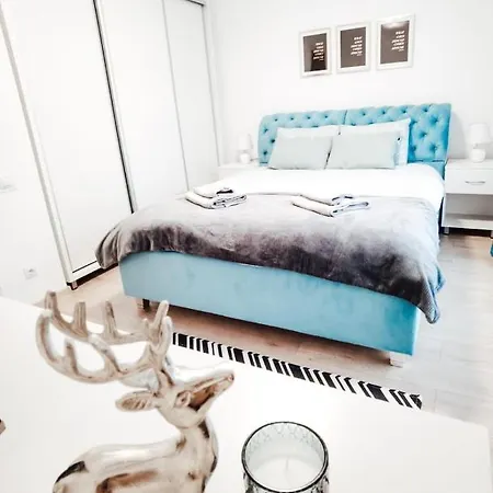 Silver Eden Apartment
